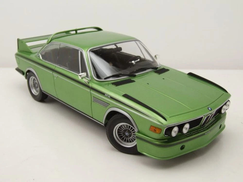BMW 3.0 CSL Coupe 1973 green Limited 450pcs 1:18 Minichamps 155028132 Бмв Лимитирана