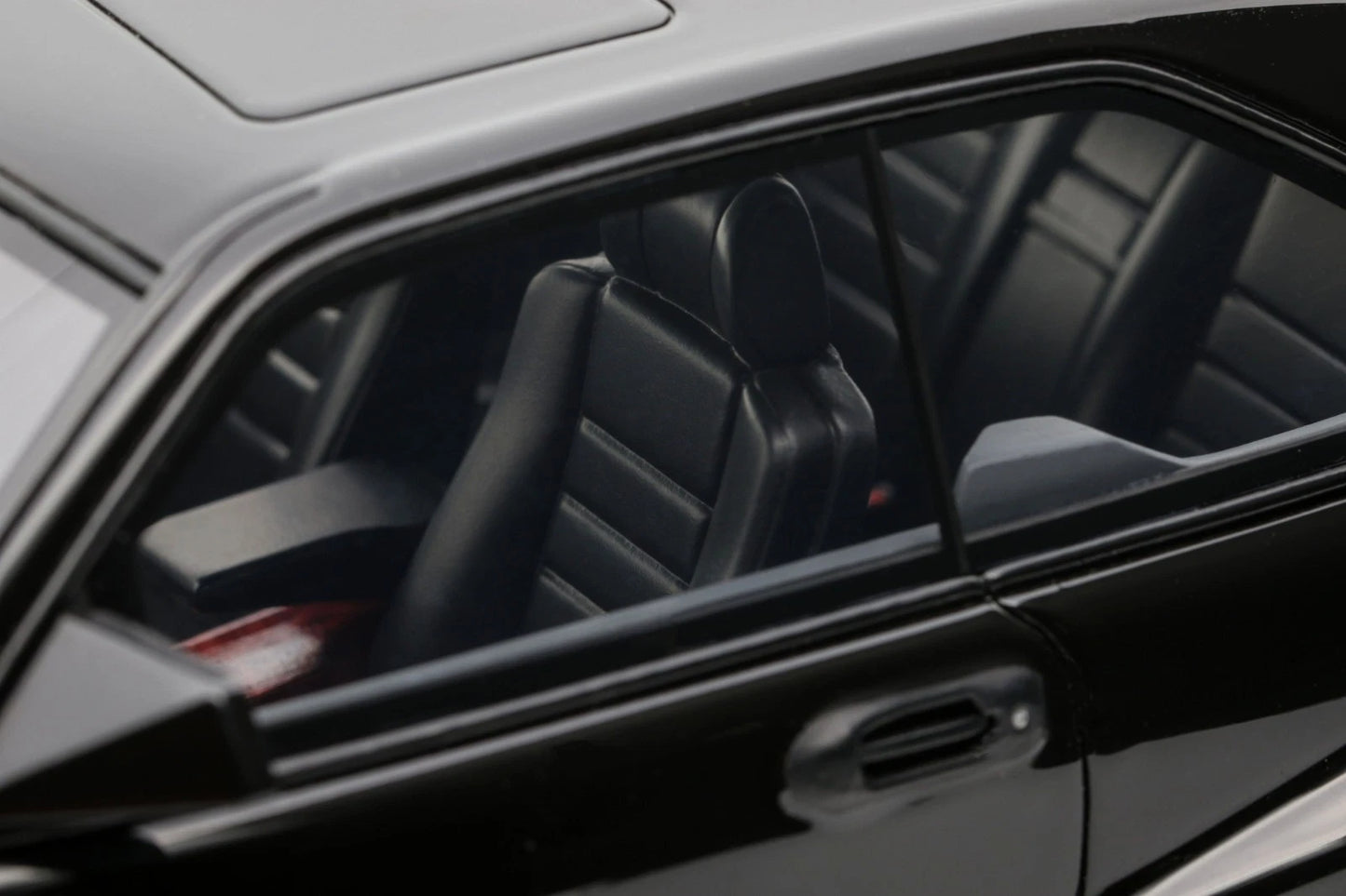 Mercedes Benz 560SEC AMG C126 black Limitiert  1:18 OTTO OT1134 Мерцедес Бенц Лимитирана черен