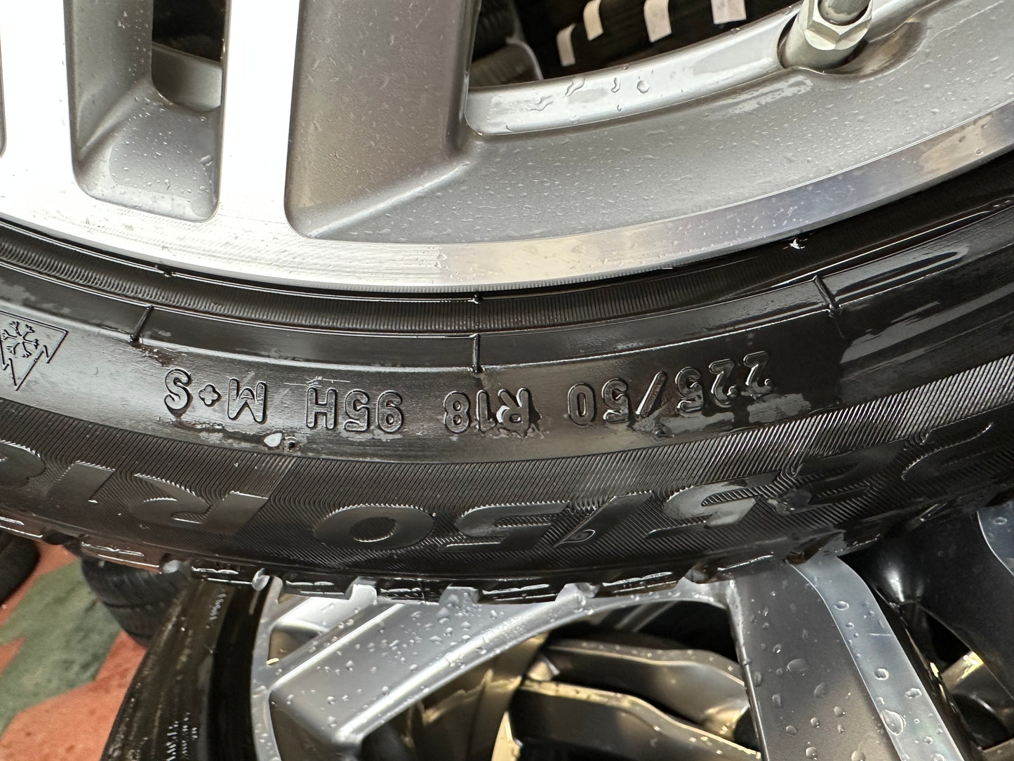 Оригинал BMW X1 X2 F48 F39 18 Zoll M570 Бмв 225 50 18 цола зимен комплект зимни гуми 5x112