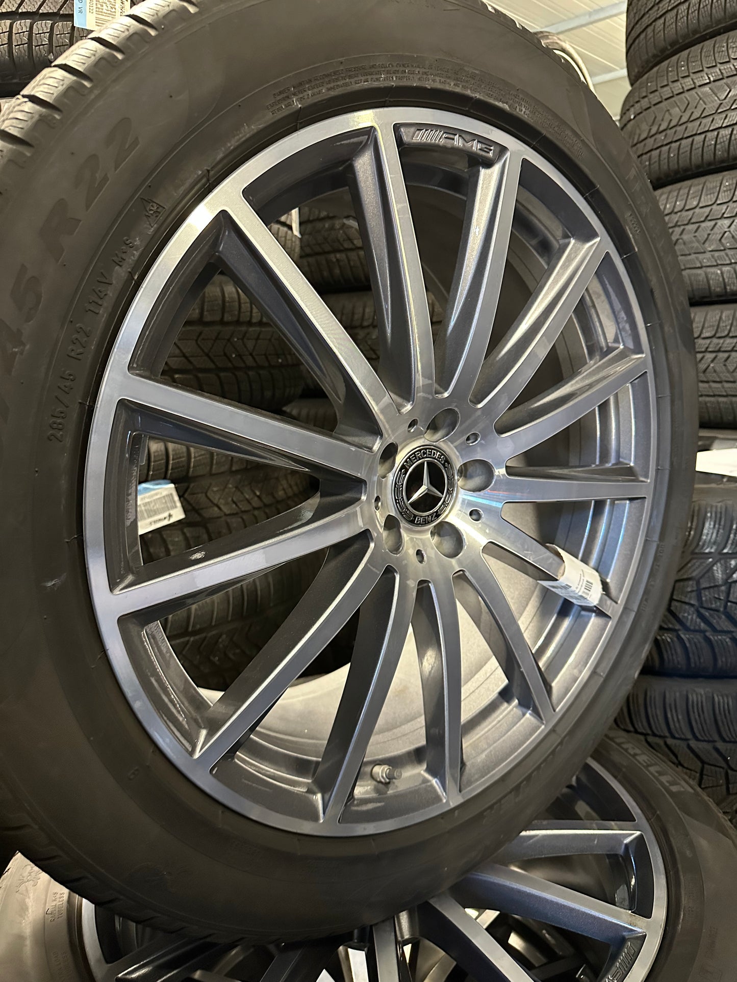 Оригинал Mercedes GLS X167 W167 22 Zoll Мерцедес ГЛС X167 W167 22 цола джанти зимен комплект зимни гуми