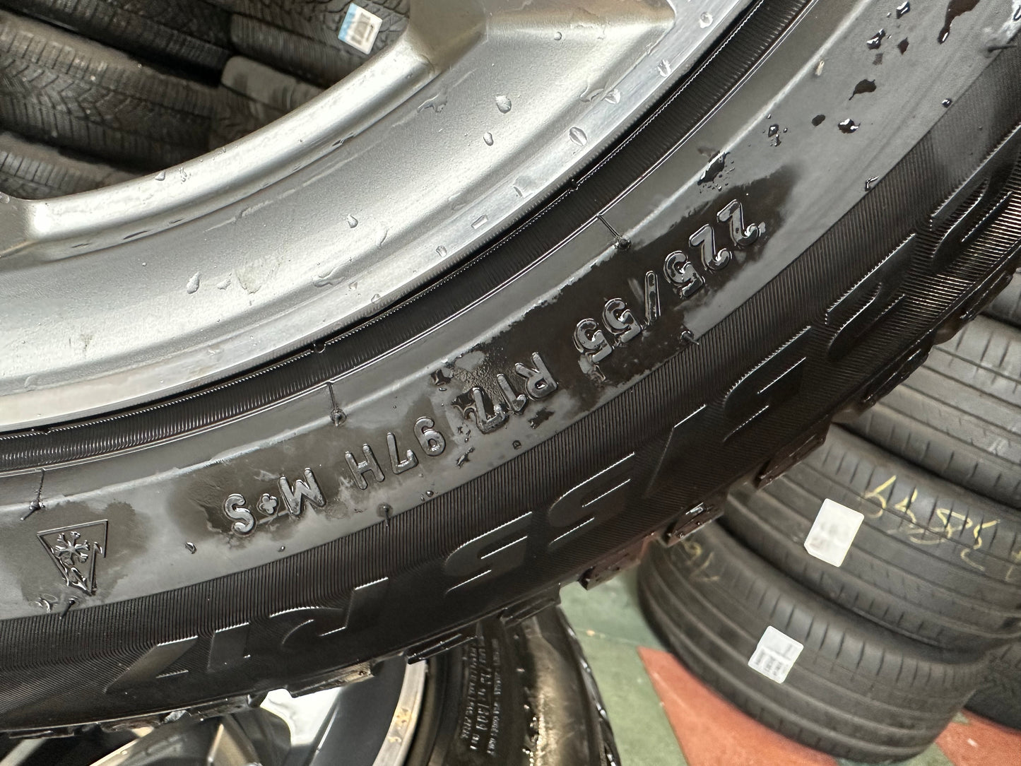 BMW 5er G30 G31 17 Zoll Бмв 5-та серия 17 цола Алуминиеви джанти зимен комплект зимни гуми