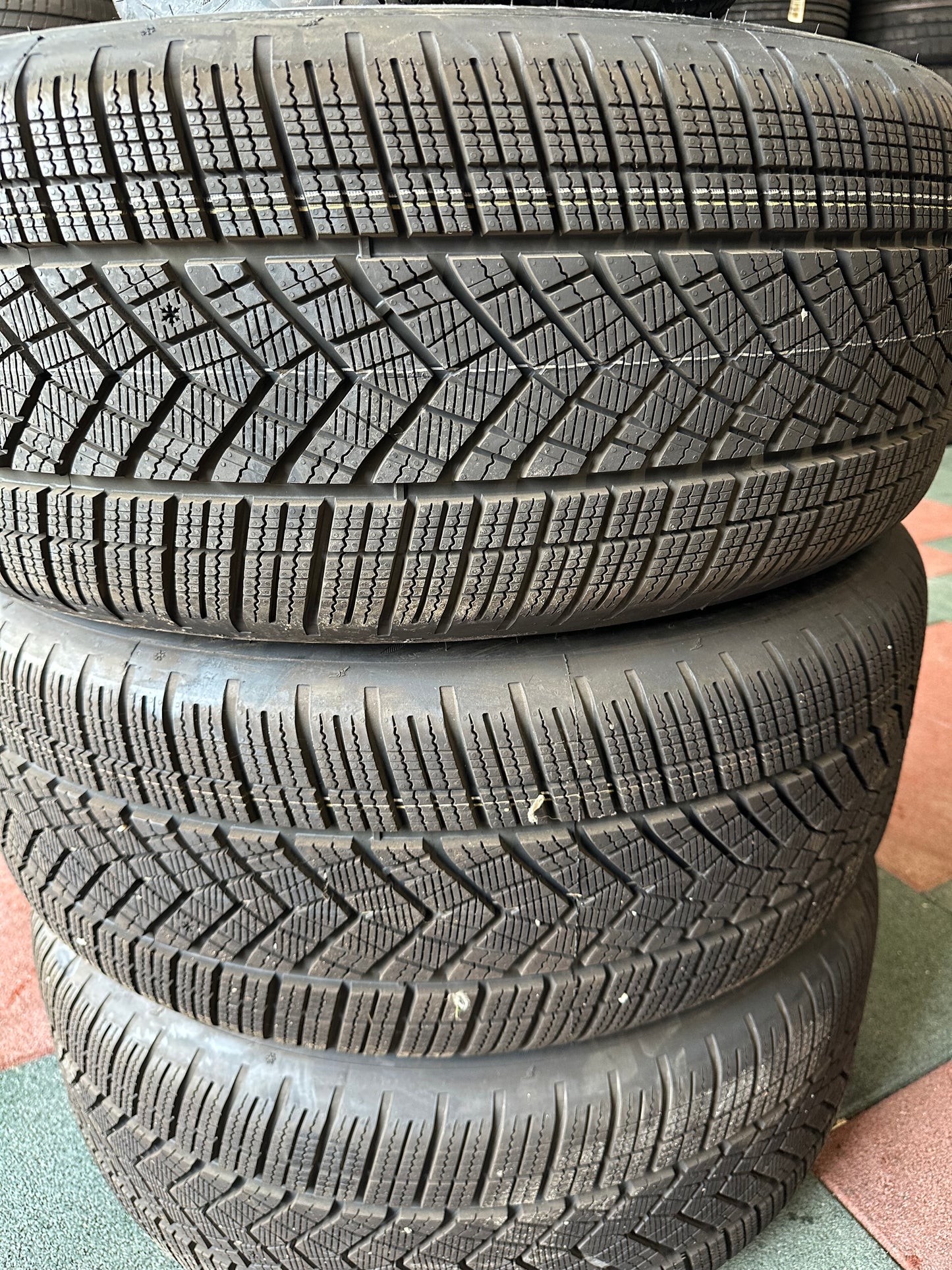 Нови Оригинални BMW iX20 i20 21 Zoll 1011 Бмв 21 цола джанти 1011 зимен комплект зимни гуми