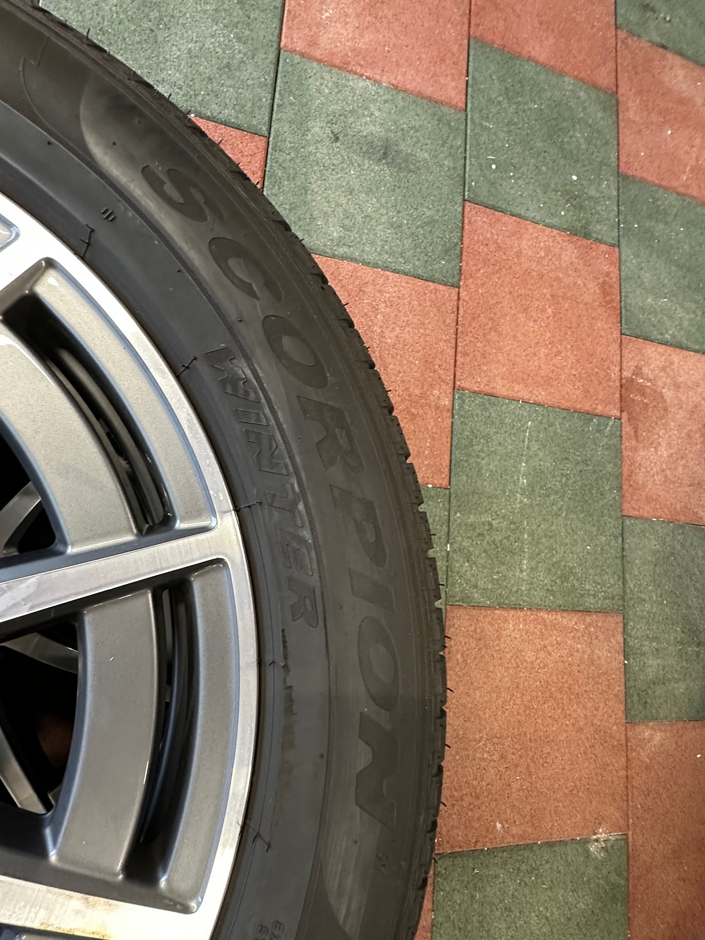 Оригинал Mercedes GLS63 AMG X167 W167 21 Zoll Мерцедес ГЛС63 АМГ X167 W167 21 цола джанти зимен комплект зимни гуми