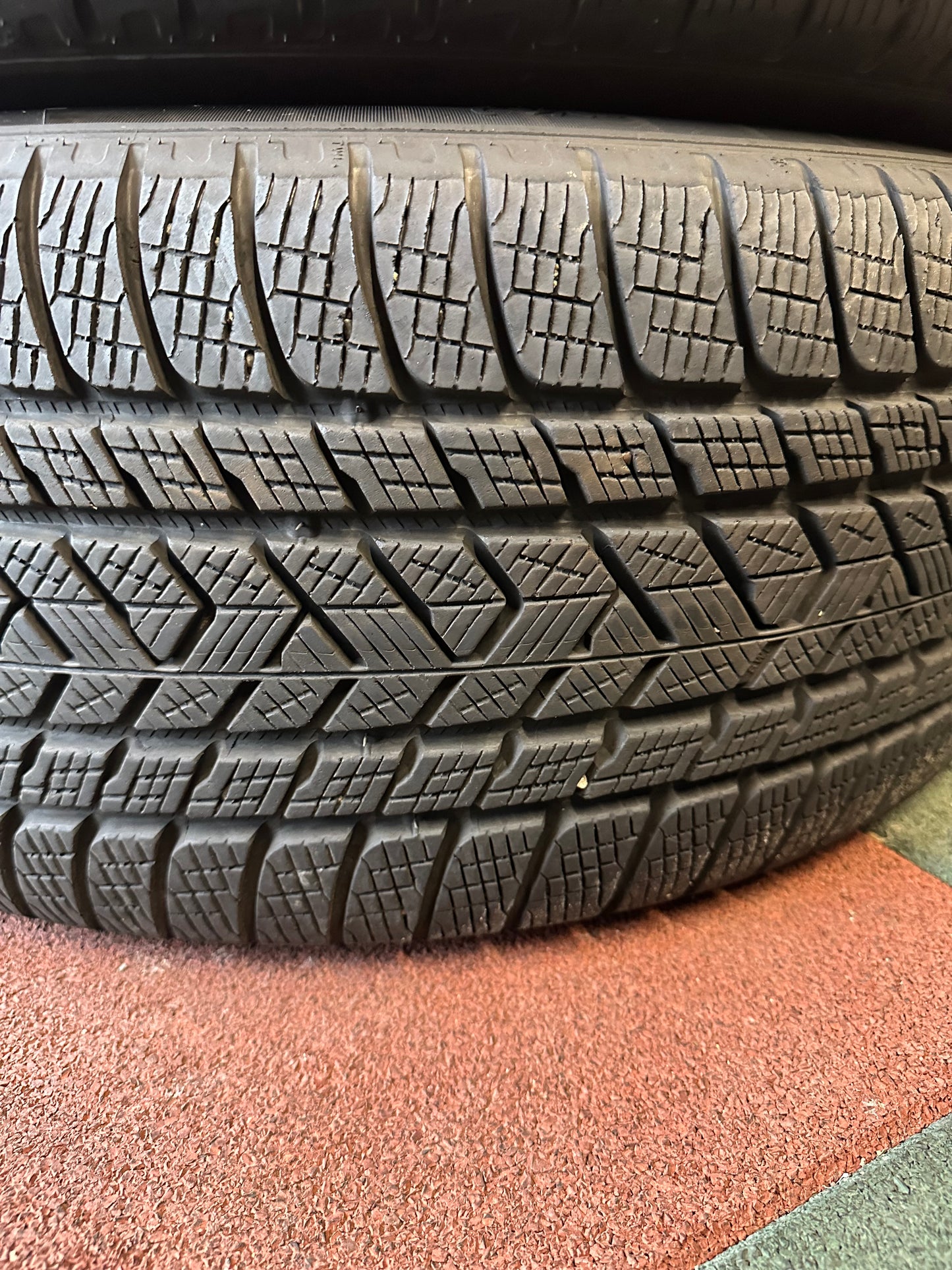 Оригинал Mercedes GLS X167 W167 22 Zoll Мерцедес ГЛС X167 W167 22 цола джанти зимен комплект зимни гуми