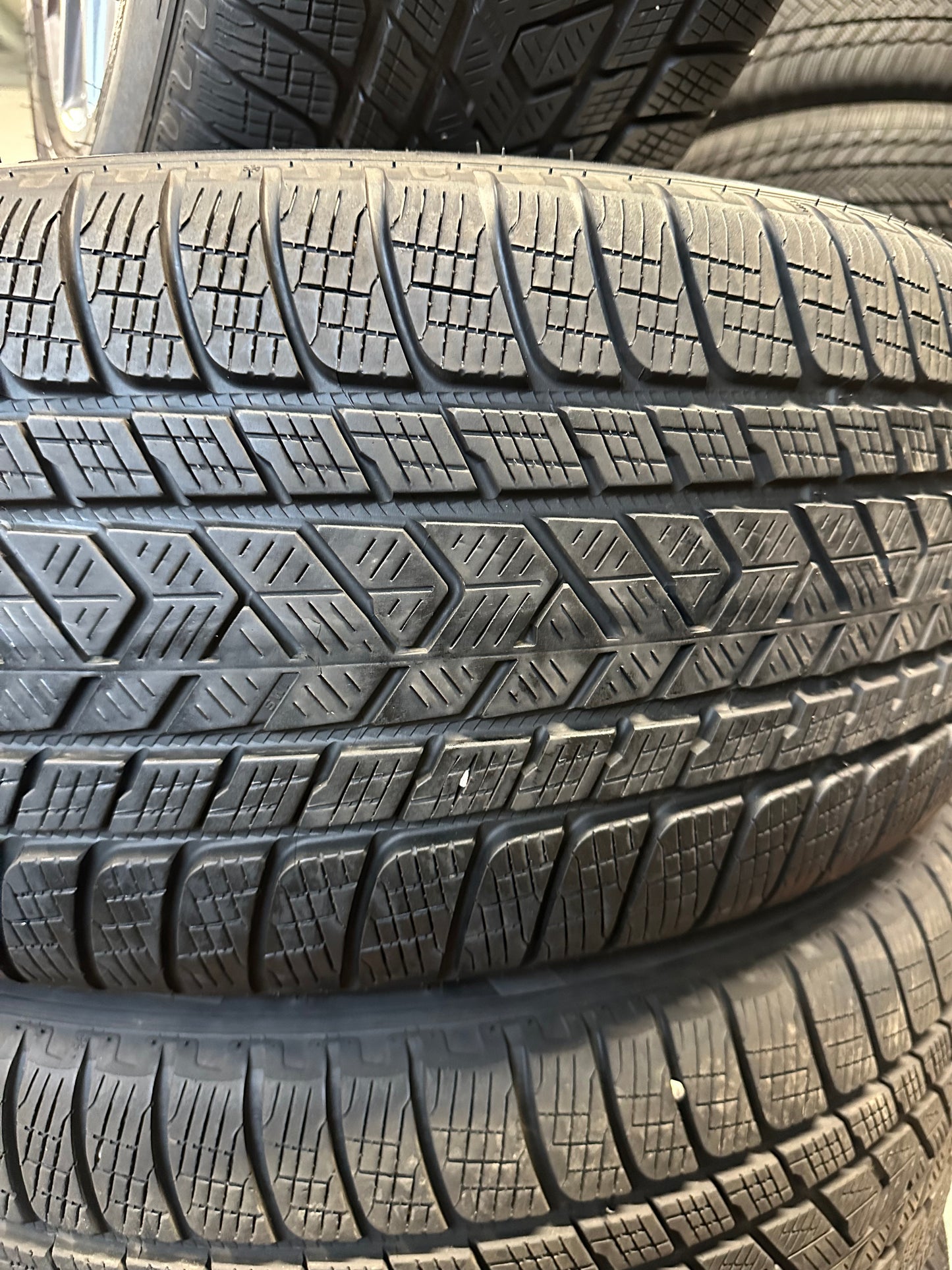 Оригинал Mercedes GLS X167 W167 22 Zoll Мерцедес ГЛС X167 W167 22 цола джанти зимен комплект зимни гуми