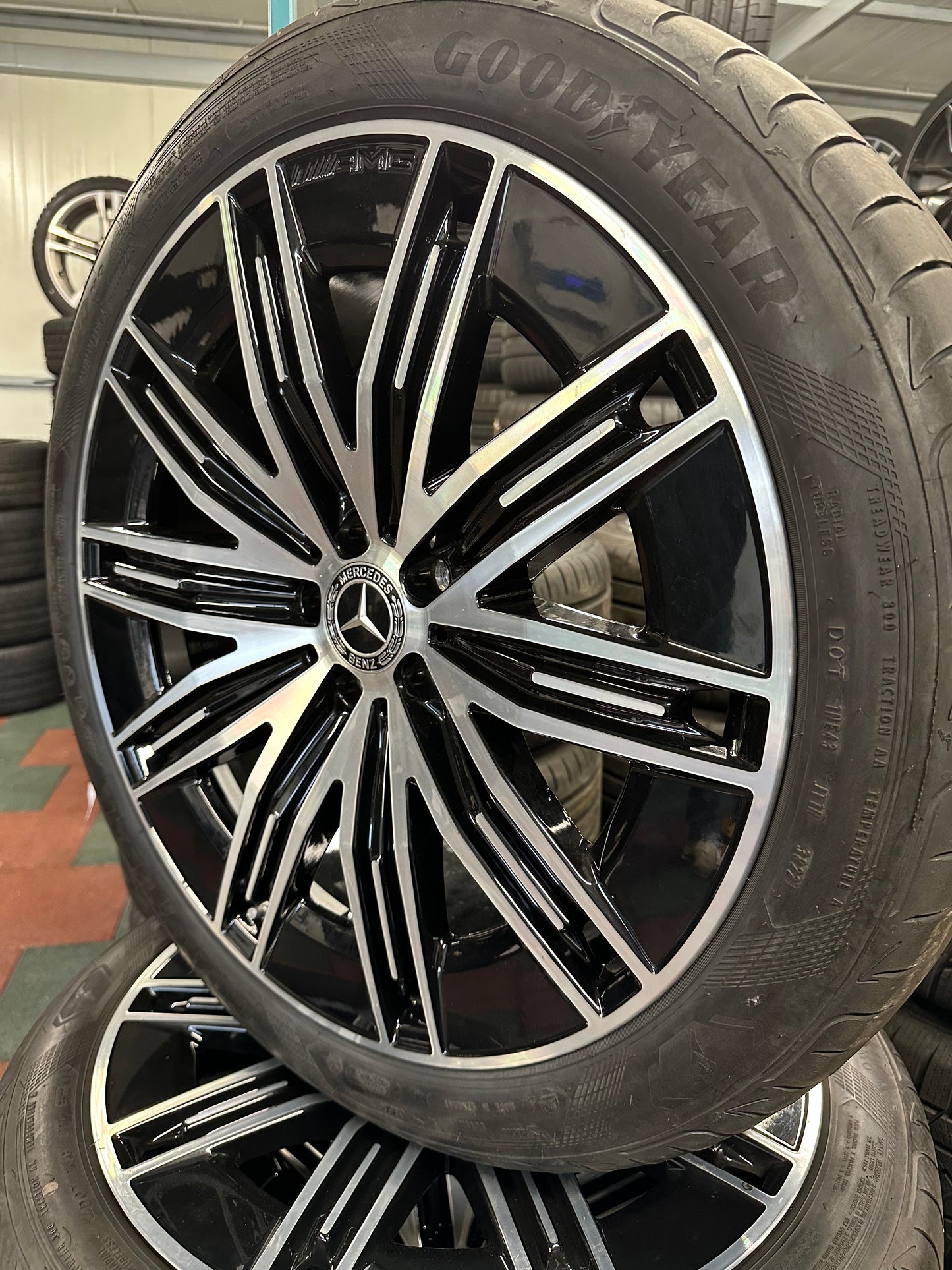 Оригинал Mercedes EQE SUV 21 Zoll AMG W294 X294 Мерцедес EQE SUV 21 цола AMG джанти летен комплект летни гуми