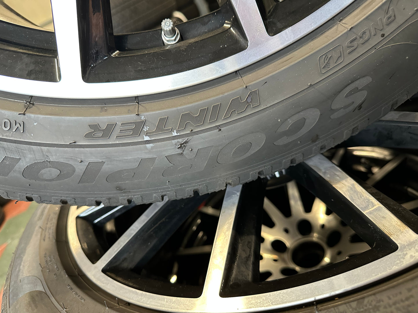 Оригинал Mercedes GLS X167 W167 22 Zoll Мерцедес ГЛС X167 W167 22 цола джанти зимен комплект зимни гуми