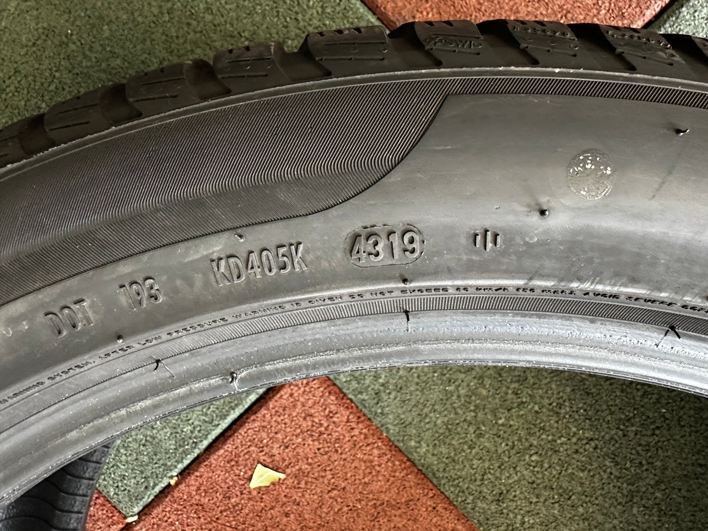 Употребявани зимни Гуми Pirelli 245/45 20 Цола 275/40 20 цола Bmw* Рънфлат 5мм