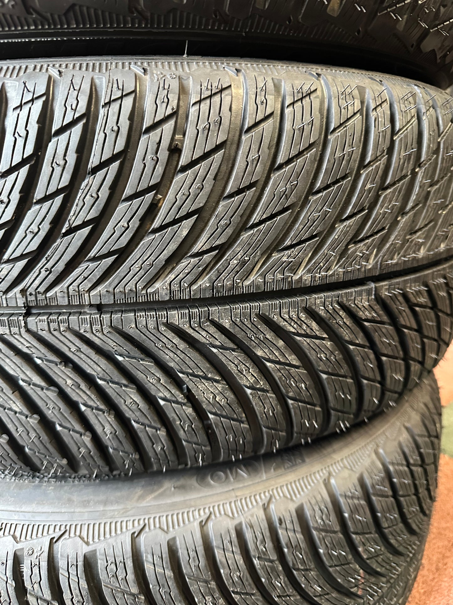 Като Нови Mercedes E Klasse W213 W238 AMG 19 Zoll Мерцедес E класа W213 W238 19 цола зимен комплект зимни гуми