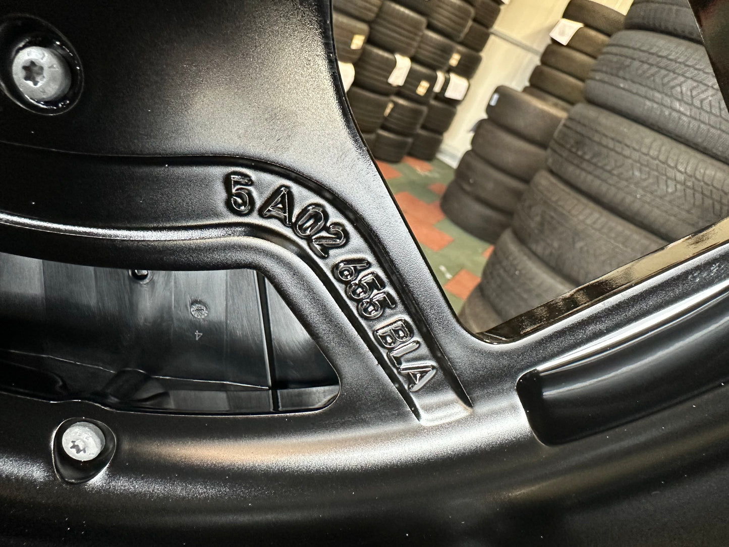 Нови Оригинални BMW iX20 i20 21 Zoll 1011 Бмв 21 цола джанти 1011 зимен комплект зимни гуми