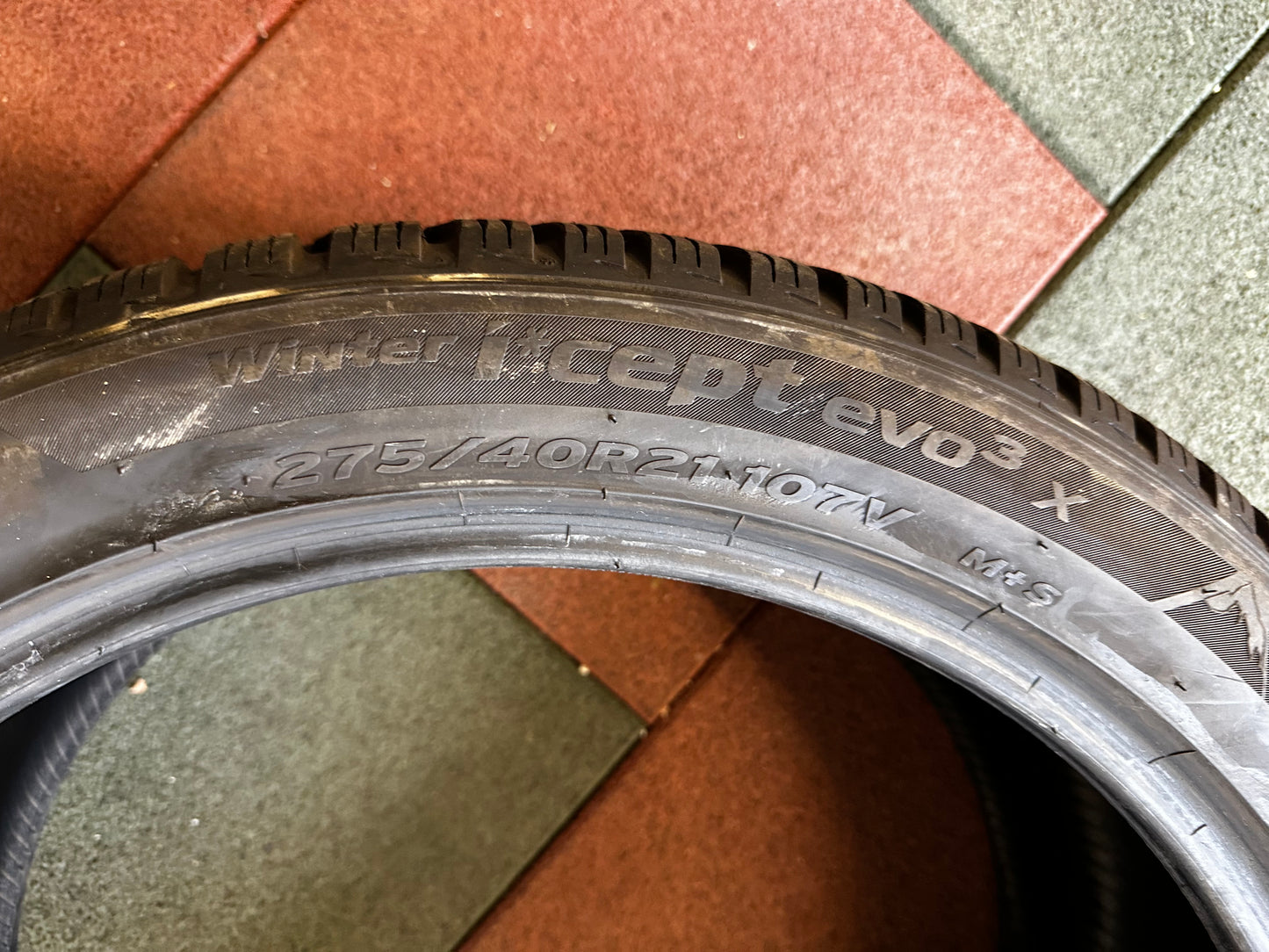 Употребявани зимни Гуми Hankook 275/40 21 Цола 315/35 21 цола 6мм