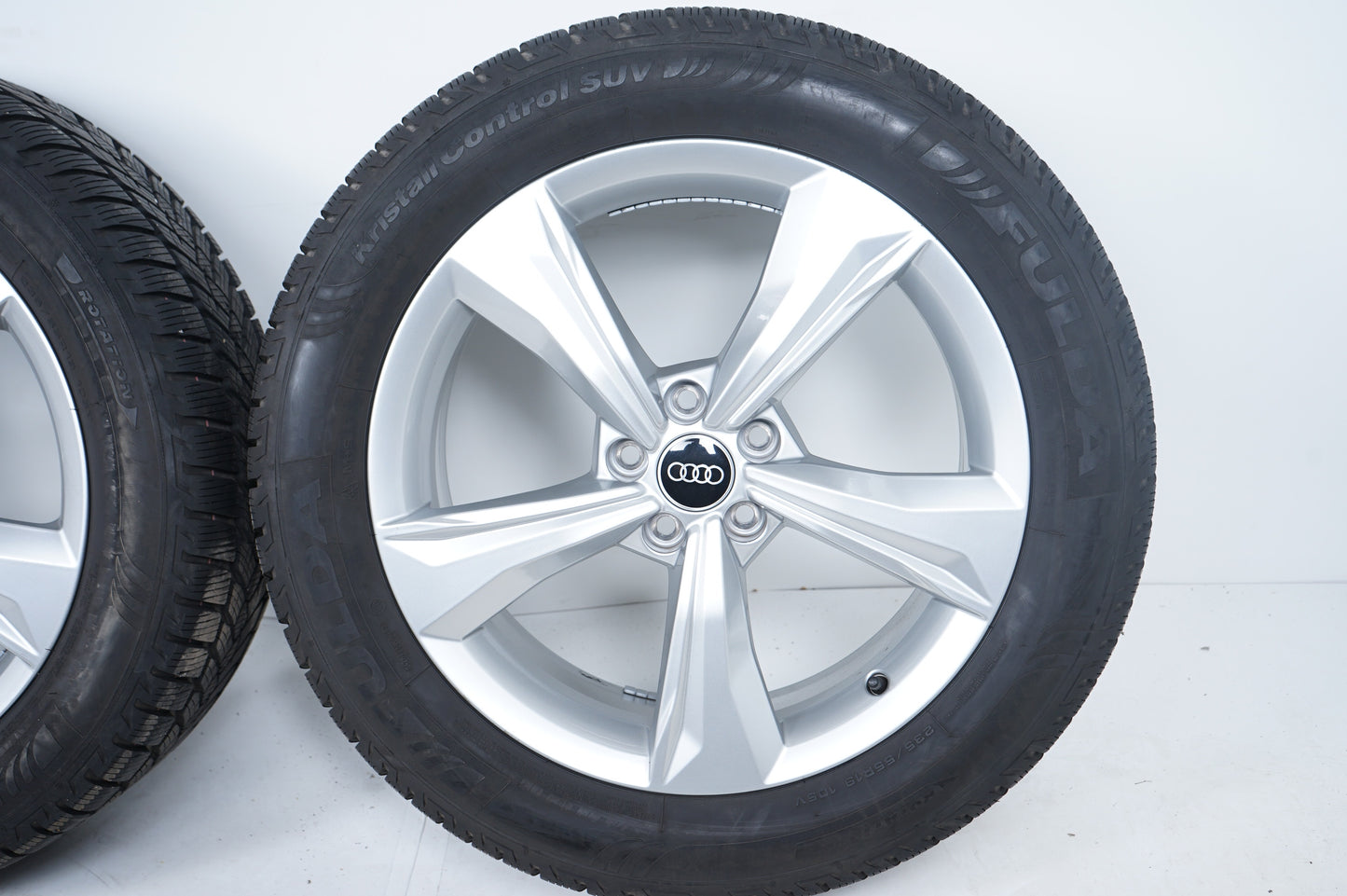 Audi Q5 SQ5 FY 8OA 19 Zoll Ауди Ку5 Алуминиеви джанти 235 55 19 цола зимен комплект зимни гуми