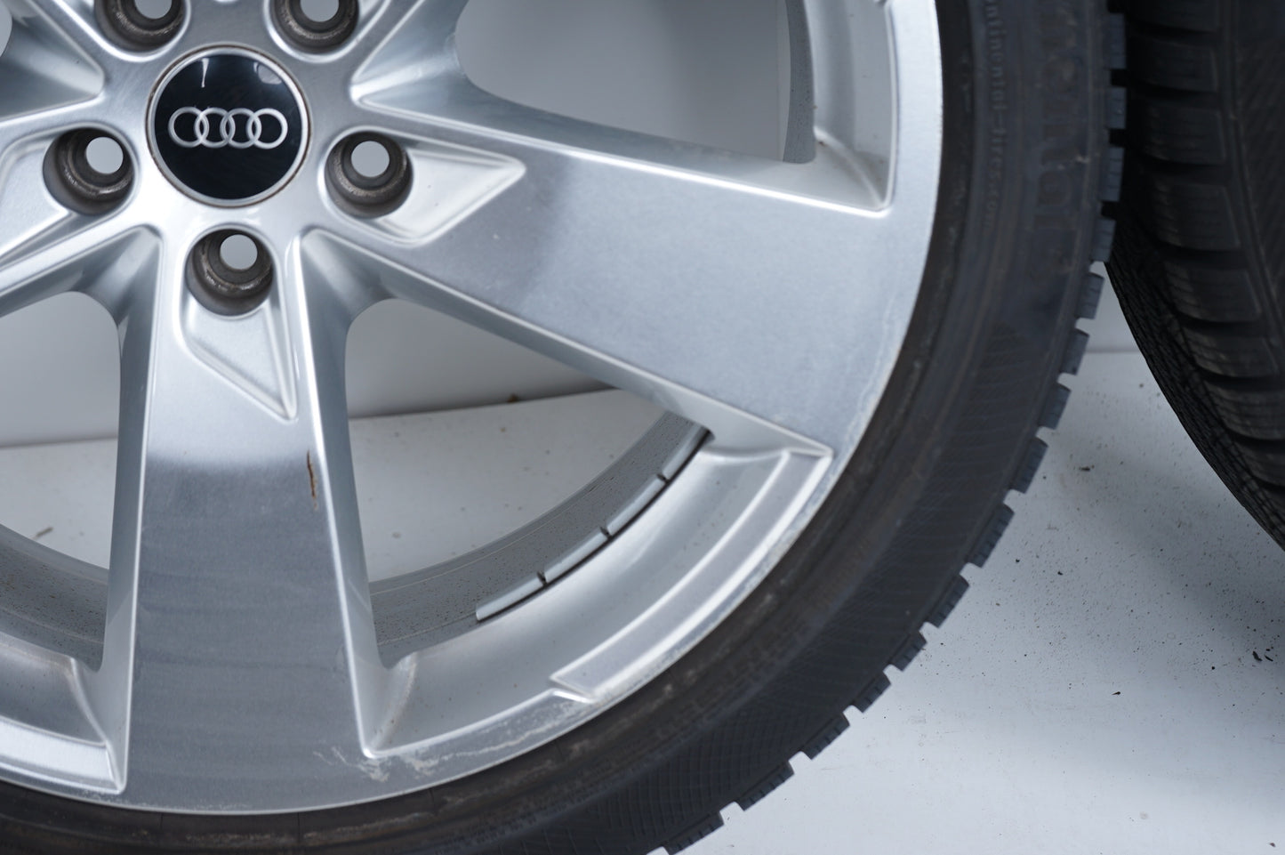 Оригинал Audi A6 S6 4K C8 20 Zoll Ауди А6 С6 4К Ц8 Алуминиеви джанти 20 цола зимен комплект зимни Гуми