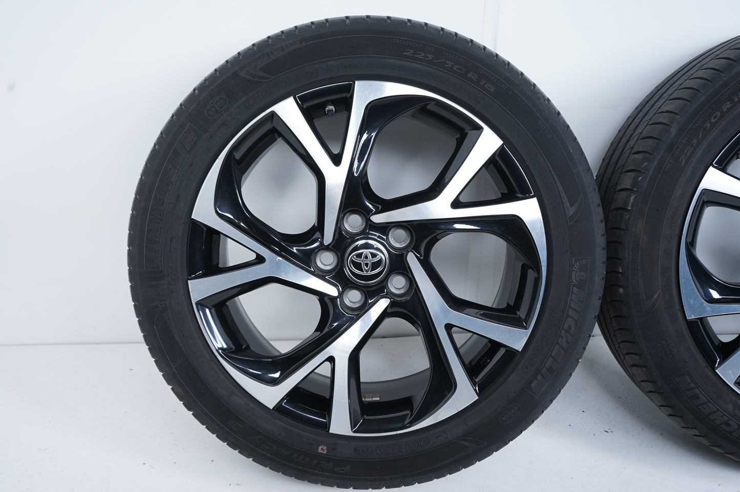 Оригинал Toyota CHR CH-R 18 Zoll 5x114 Тойота ЦХР 18 цола Алуминиеви джанти летен комплект летни гуми