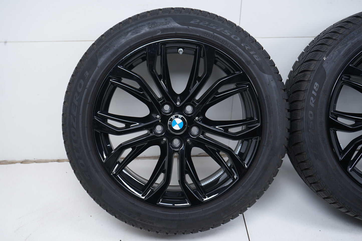 Оригинал BMW X1 X2 F48 F39 18 Zoll Бмв 225 50 18 цола зимен комплект зимни гуми 5x112