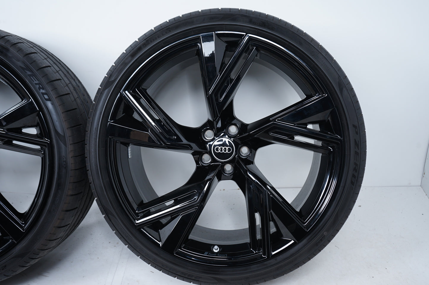 Като Нови Audi RS6 RS7 4K C8 22 Zoll Ауди RS6 RS7 РС7 РС6 4К Ц8 Алуминиеви джанти 22 цола летен комплект летни Гуми