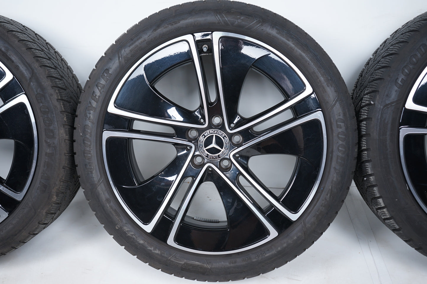 Оригинал Mercedes CLE Klasse W236 19 Zoll Мерцедес ЦЛЕ класа W236 19 цола джанти зимен комплект зимни гуми