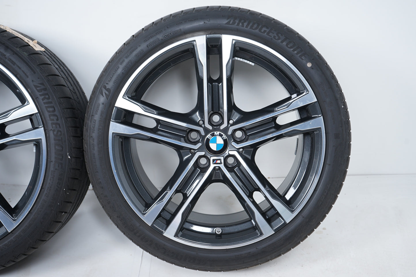 BMW 1er 2er серия F40 F44 18 Zoll 819M Бмв 1-ва 2-ра серия Ф40 Ф44 18 цола 819М летен комплект летни гуми