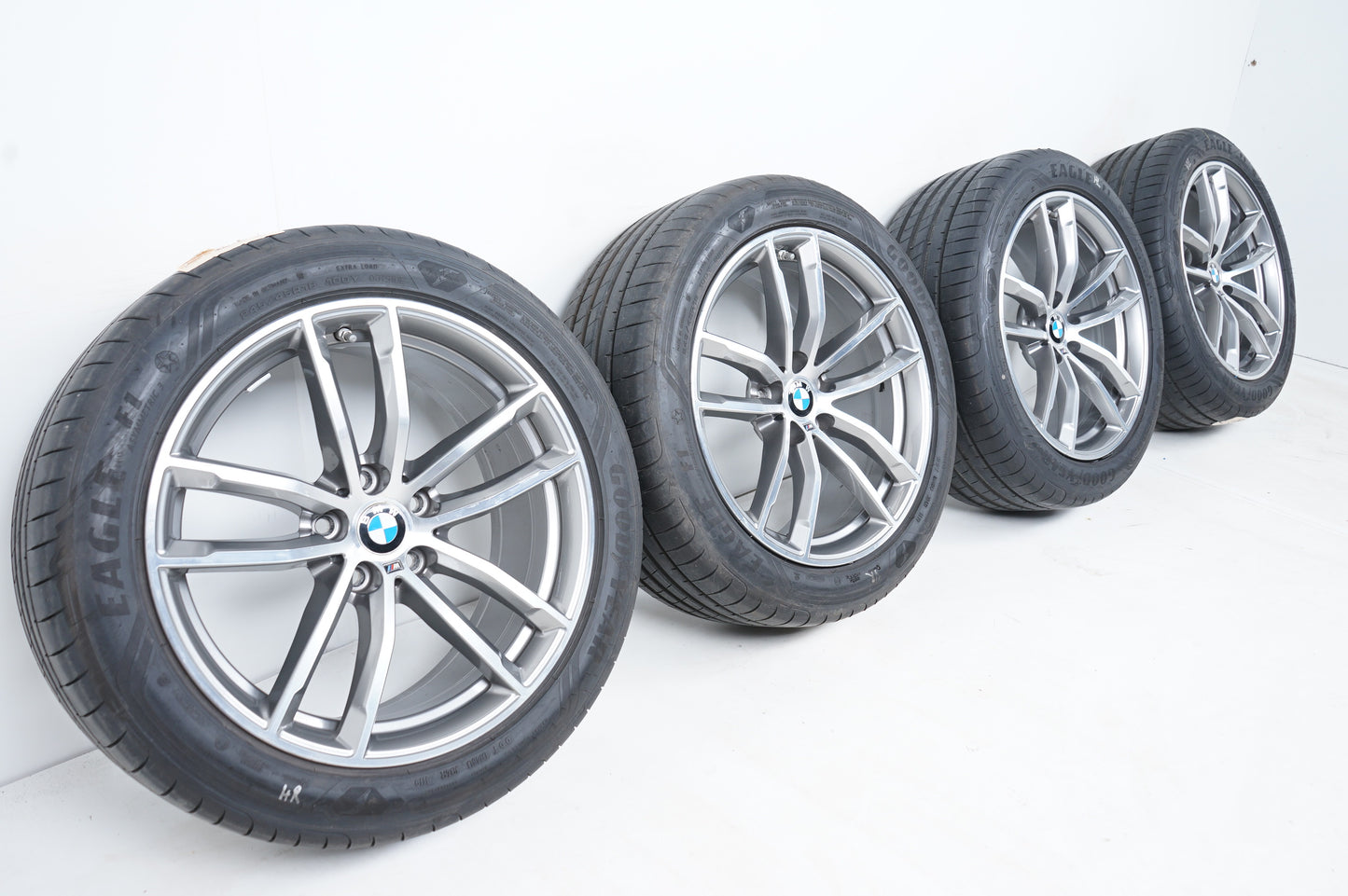 BMW 5er G30 G31 18 Zoll M662 Бмв 5-та серия 18 цола Алуминиеви джанти летен комплект летни гуми