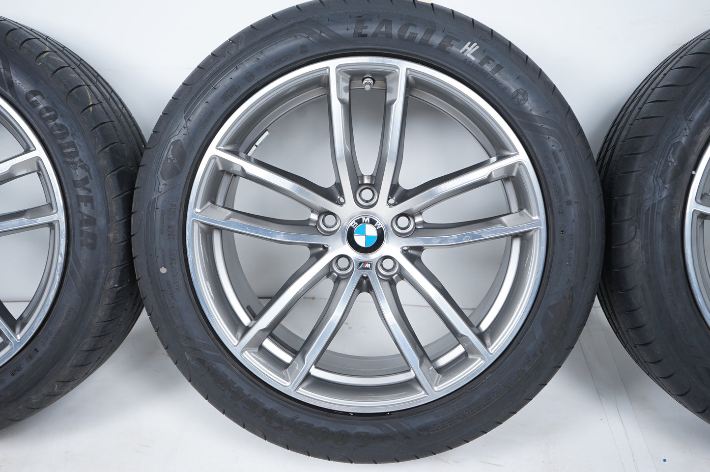 BMW 5er G30 G31 18 Zoll M662 Бмв 5-та серия 18 цола Алуминиеви джанти летен комплект летни гуми
