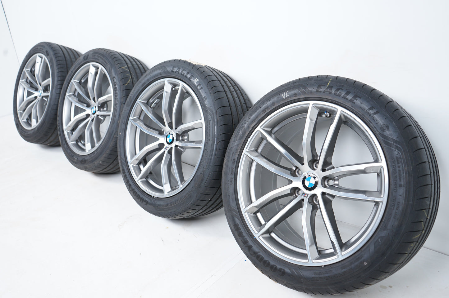 BMW 5er G30 G31 18 Zoll M662 Бмв 5-та серия 18 цола Алуминиеви джанти летен комплект летни гуми