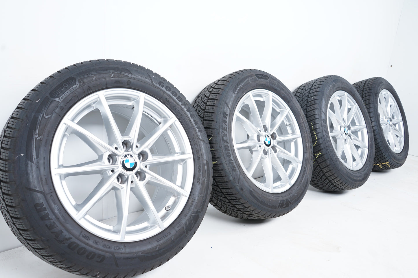 Оригинал BMW 4er i4 G26 17 Zoll Бмв и4 Г26 17 цола зимен комплект зимни гуми