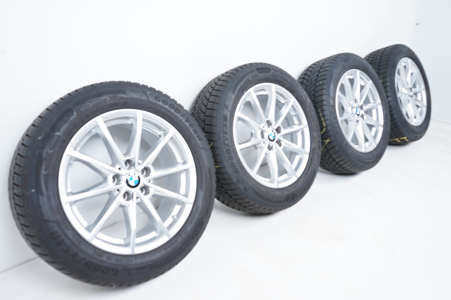 Оригинал BMW 4er i4 G26 17 Zoll Бмв и4 Г26 17 цола зимен комплект зимни гуми