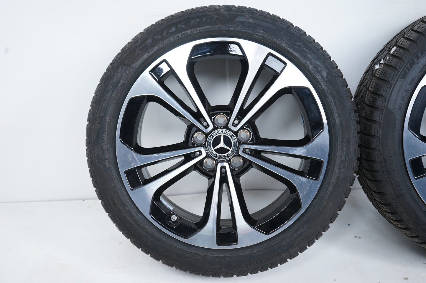 Оригинал Mercedes C klasse W206 18 Zoll Мерцедес Ц класа W206 18 цола зимен комплект зимни гуми