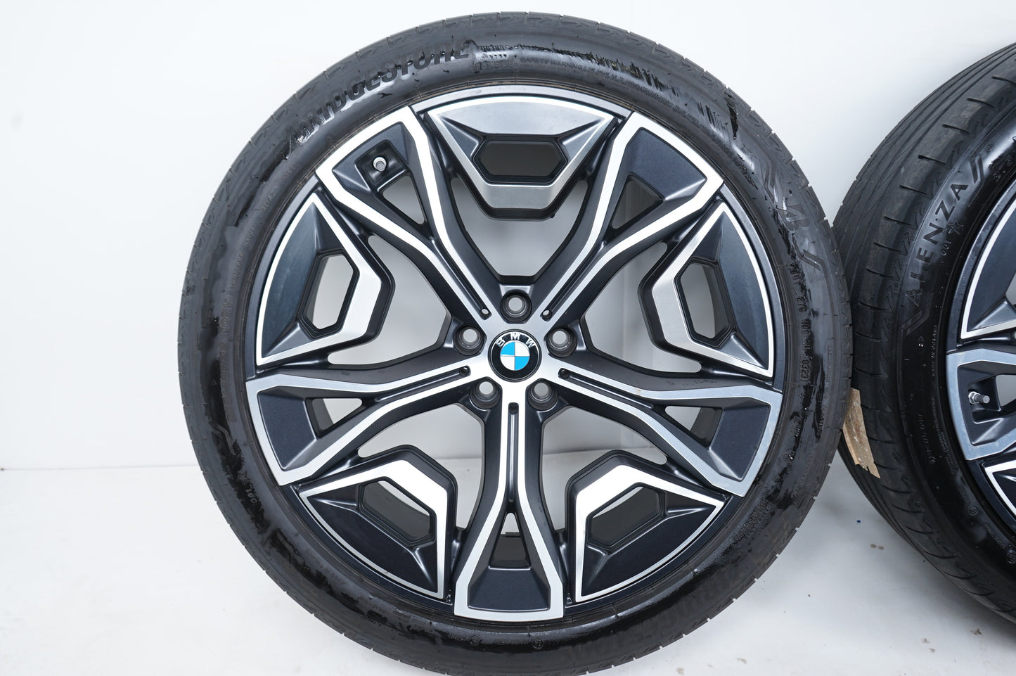 Оригинални BMW iX20 i20 22 Zoll 1020 Бмв 22 цола джанти 1020 летен комплект летни гуми