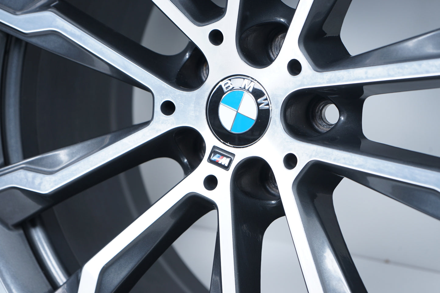 Оригинал BMW X3 X4 G01 G02 20 Zoll M699 Бмв 20 цола Алуминиеви джанти летен комплект летни гуми