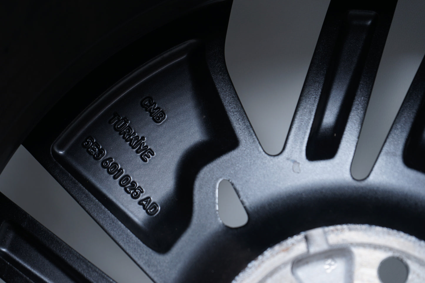 Оригинал Skoda Octavia 4 5E 18 Zoll Шкода Октавиа 4 5Е 18 цола Алуминиеви джанти летен комплект летни гуми