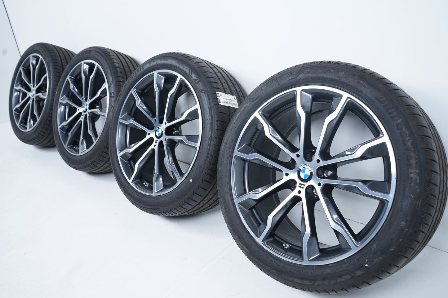 Оригинал BMW X3 X4 G01 G02 20 Zoll M699 Бмв 20 цола Алуминиеви джанти летен комплект Нови летни гуми