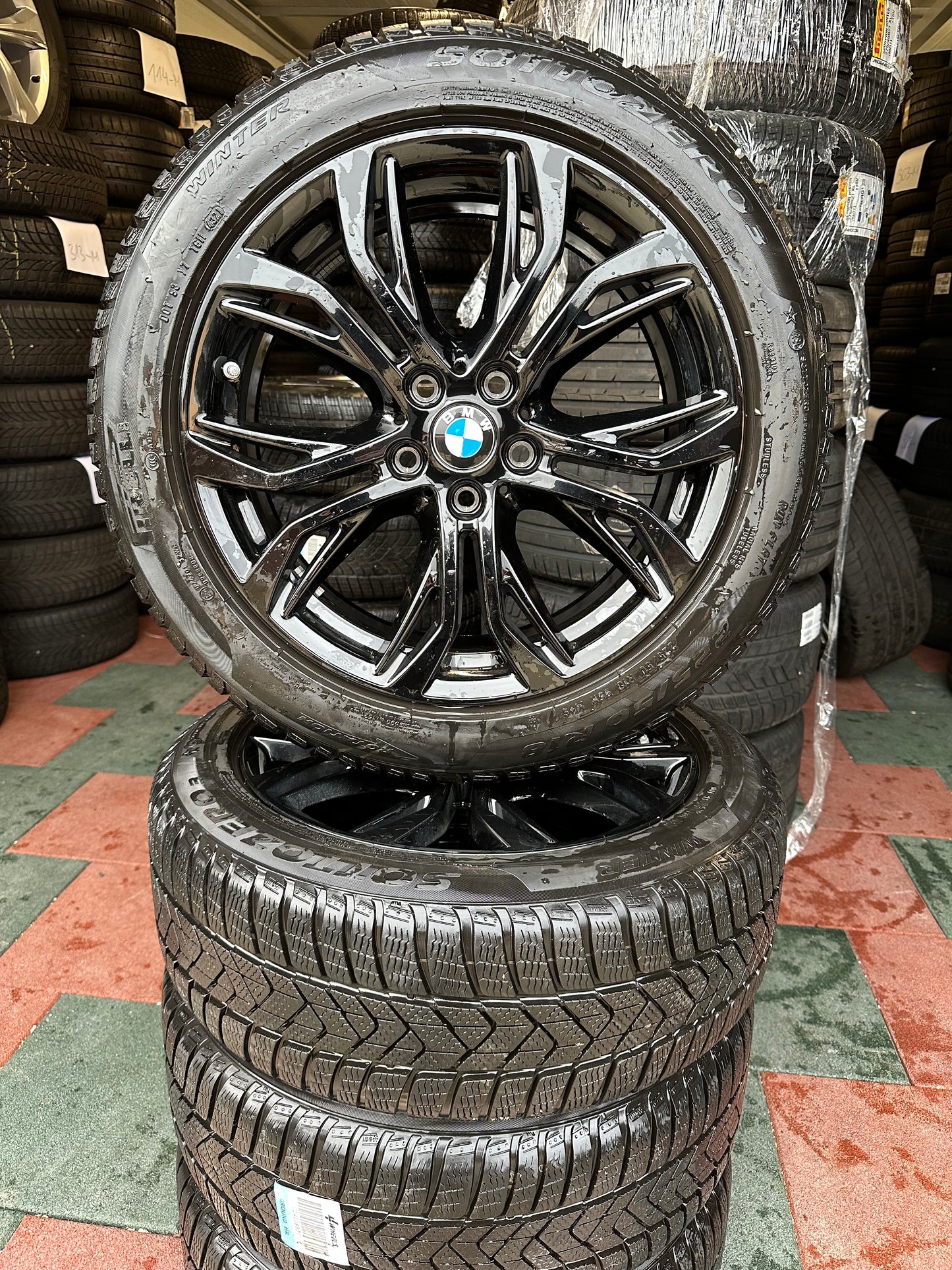 Оригинал BMW X1 X2 F48 F39 18 Zoll Бмв 225 50 18 цола зимен комплект зимни гуми 5x112