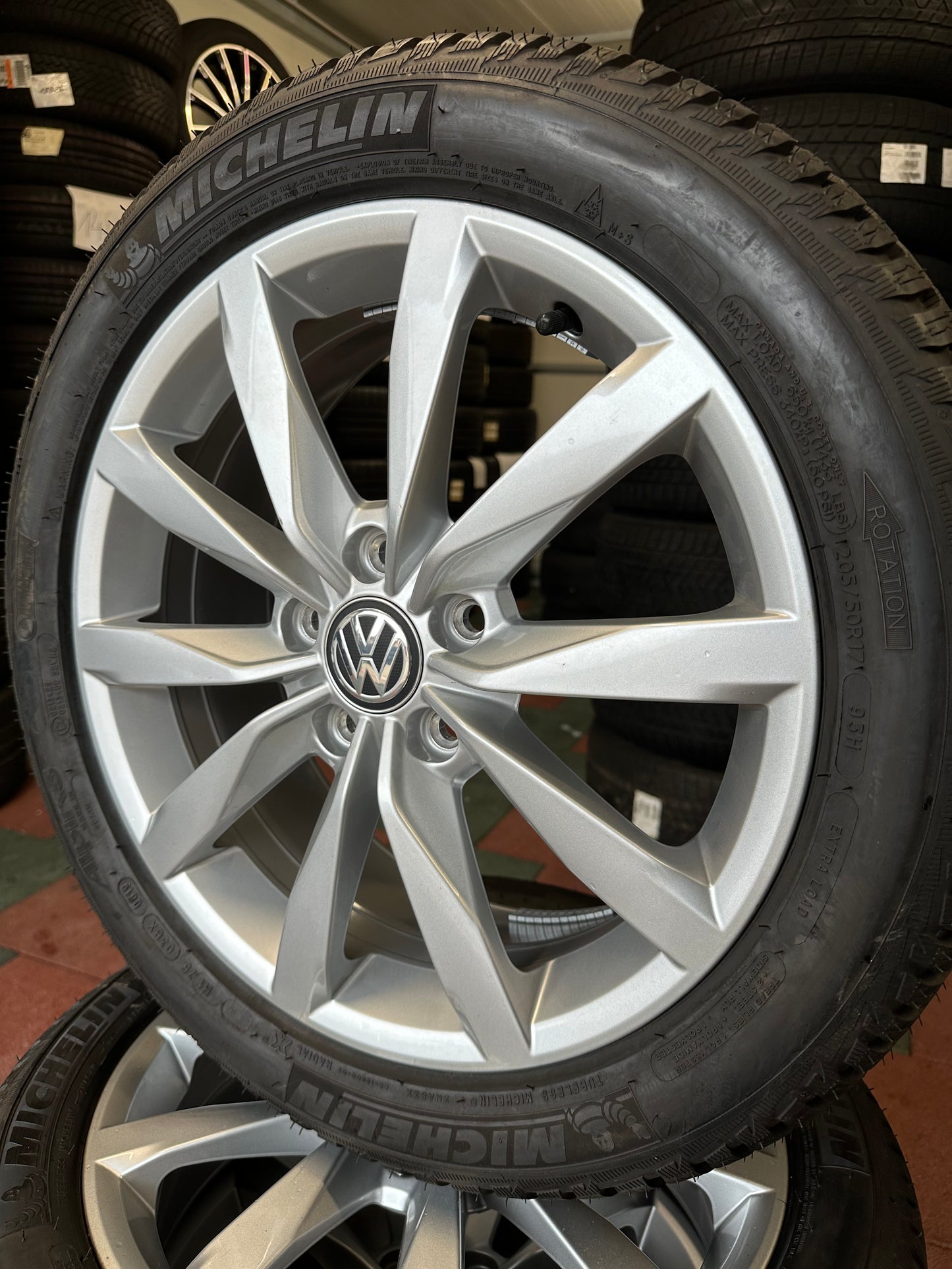 Оригинал VW Volkswagen Golf 6 7 17 Zoll Фолксваген Голф 6 7 17 цола Алуминиеви джанти зимен комплект зимни гуми