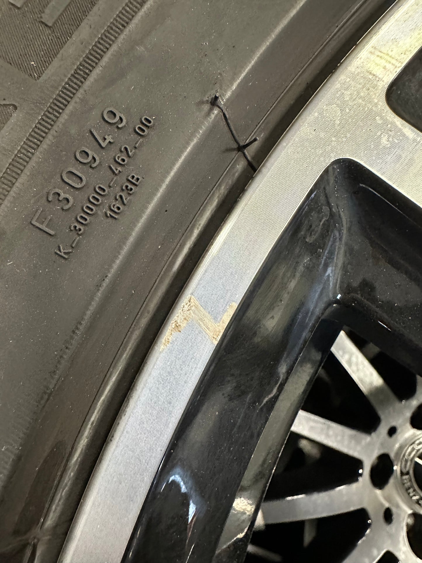 Оригинал Mercedes GLS X167 W167 22 Zoll Мерцедес ГЛС X167 W167 22 цола джанти зимен комплект зимни гуми