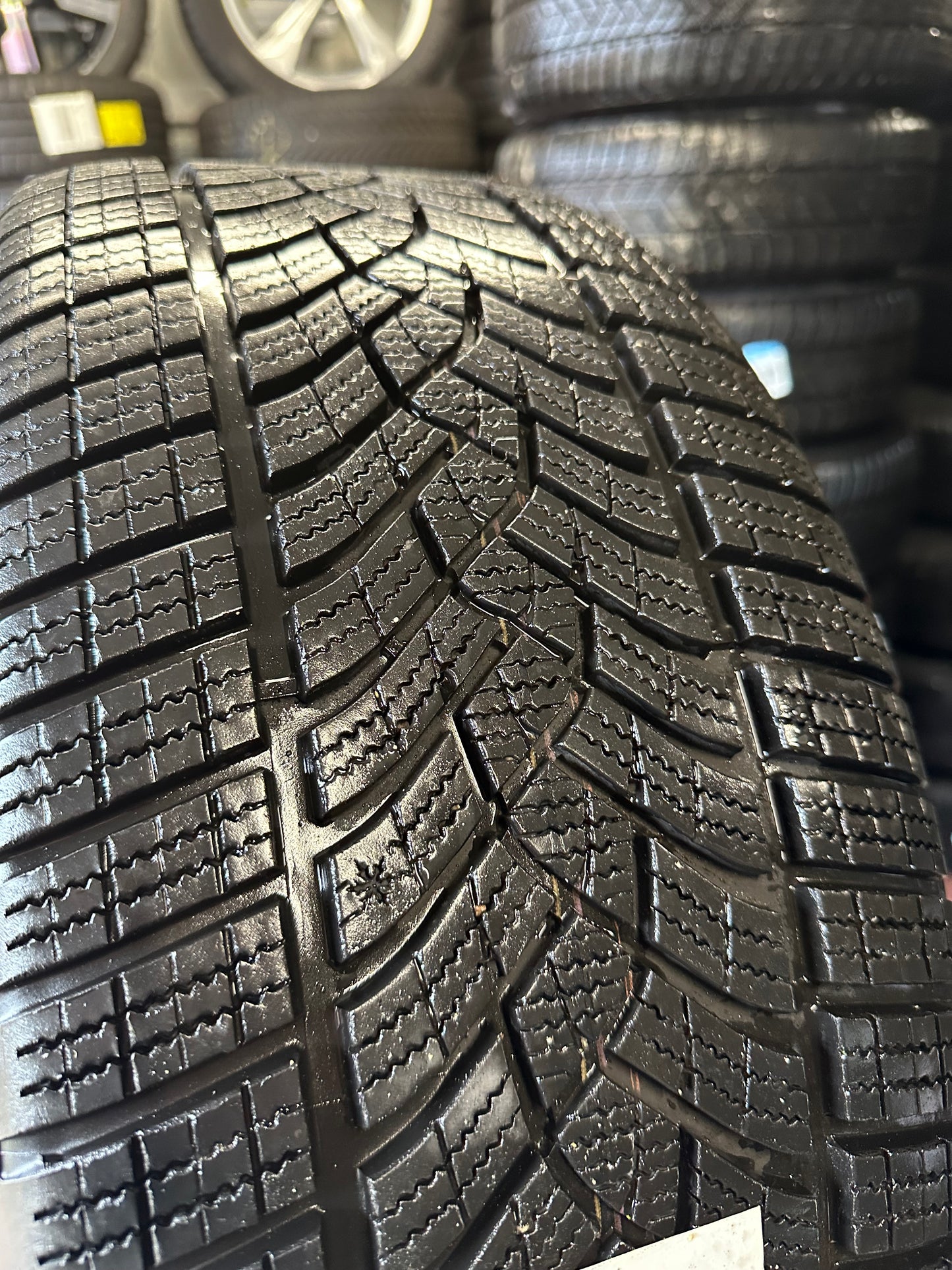 Оригинал BMW 4er i4 G26 18 Zoll Бмв и4 Г26 18 цола зимен комплект зимни гуми