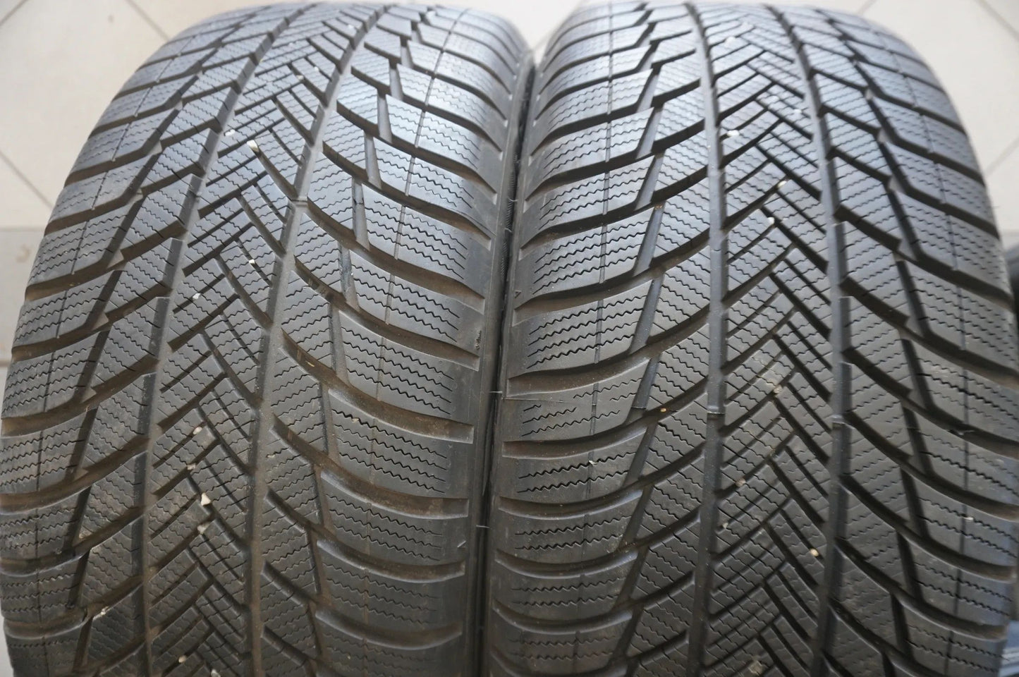 Mercedes GLA H247 GLB X247 TOP AMG Alufelgen Winterreifen 235 50 R19 Zoll 8mm