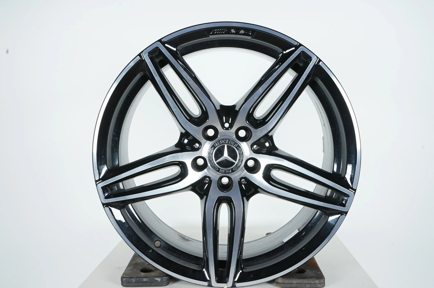 1x Mercedes E43 E53 AMG W213 Alufelge 19 Zoll A2134013800 8J ET20