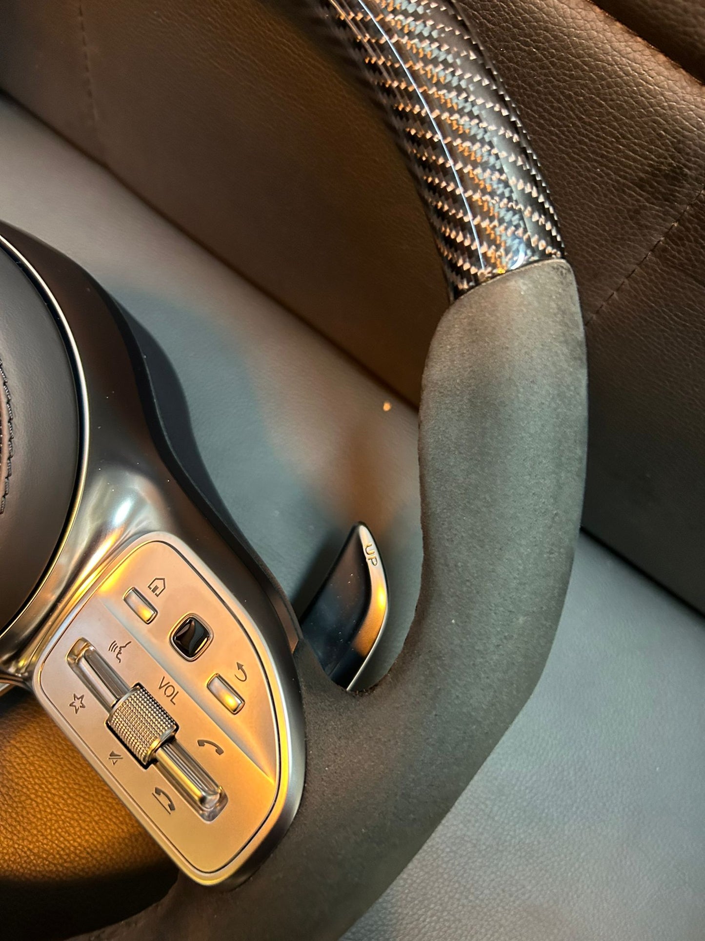 Волан за Мерцедес Карбон Airbag Mercedes AMG Carbon Alcantara GLS63 E Klasse S Klasse X167 W213 W223