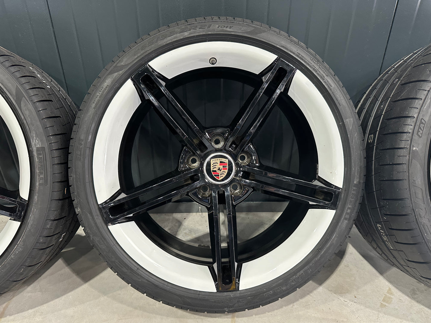 Като Нови Оригинал Porsche Taycan 21 Zoll Алуминиеви джанти Порше Тайкан 21 цола летен комплект летни Гуми