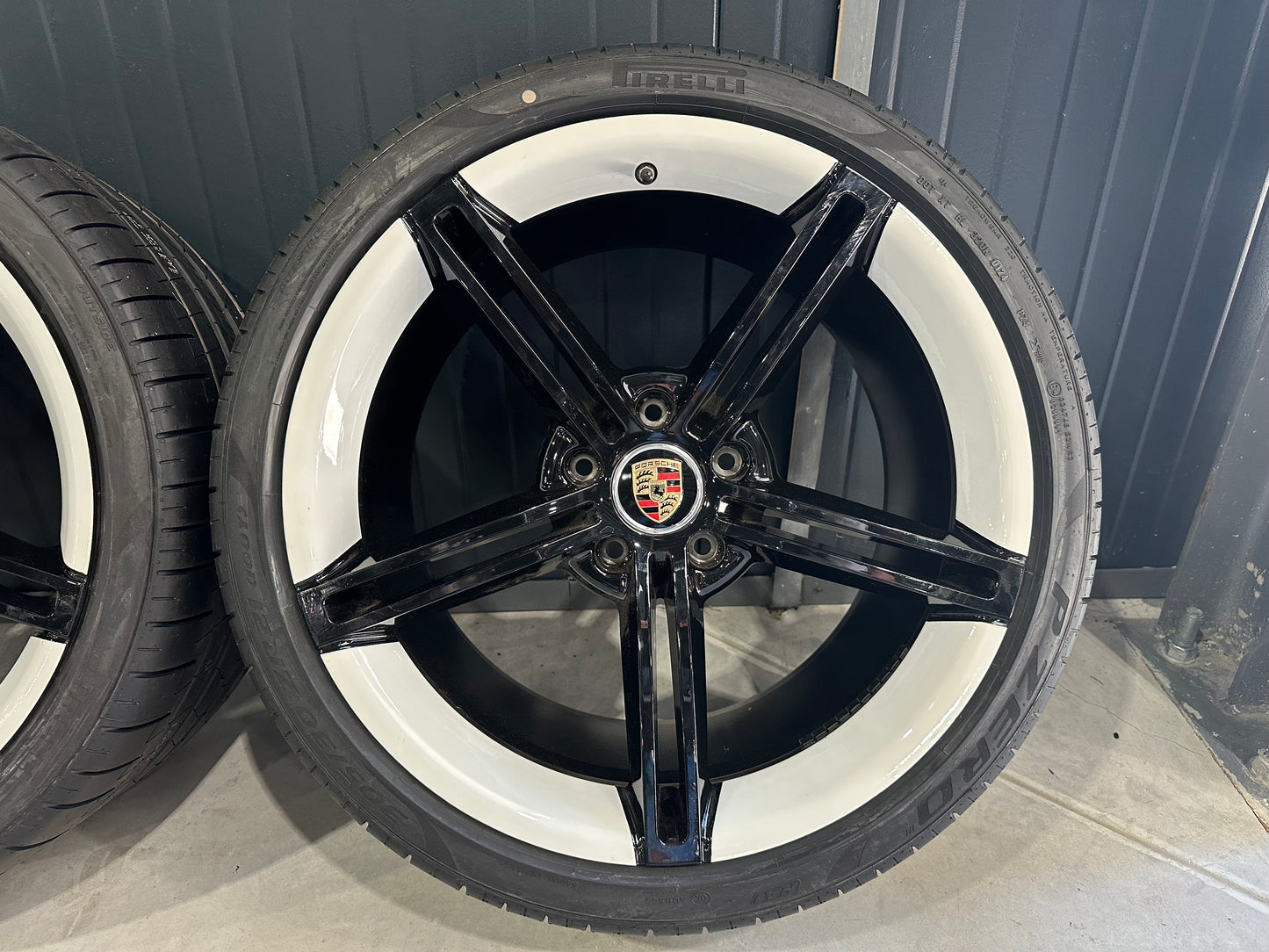 Като Нови Оригинал Porsche Taycan 21 Zoll Алуминиеви джанти Порше Тайкан 21 цола летен комплект летни Гуми