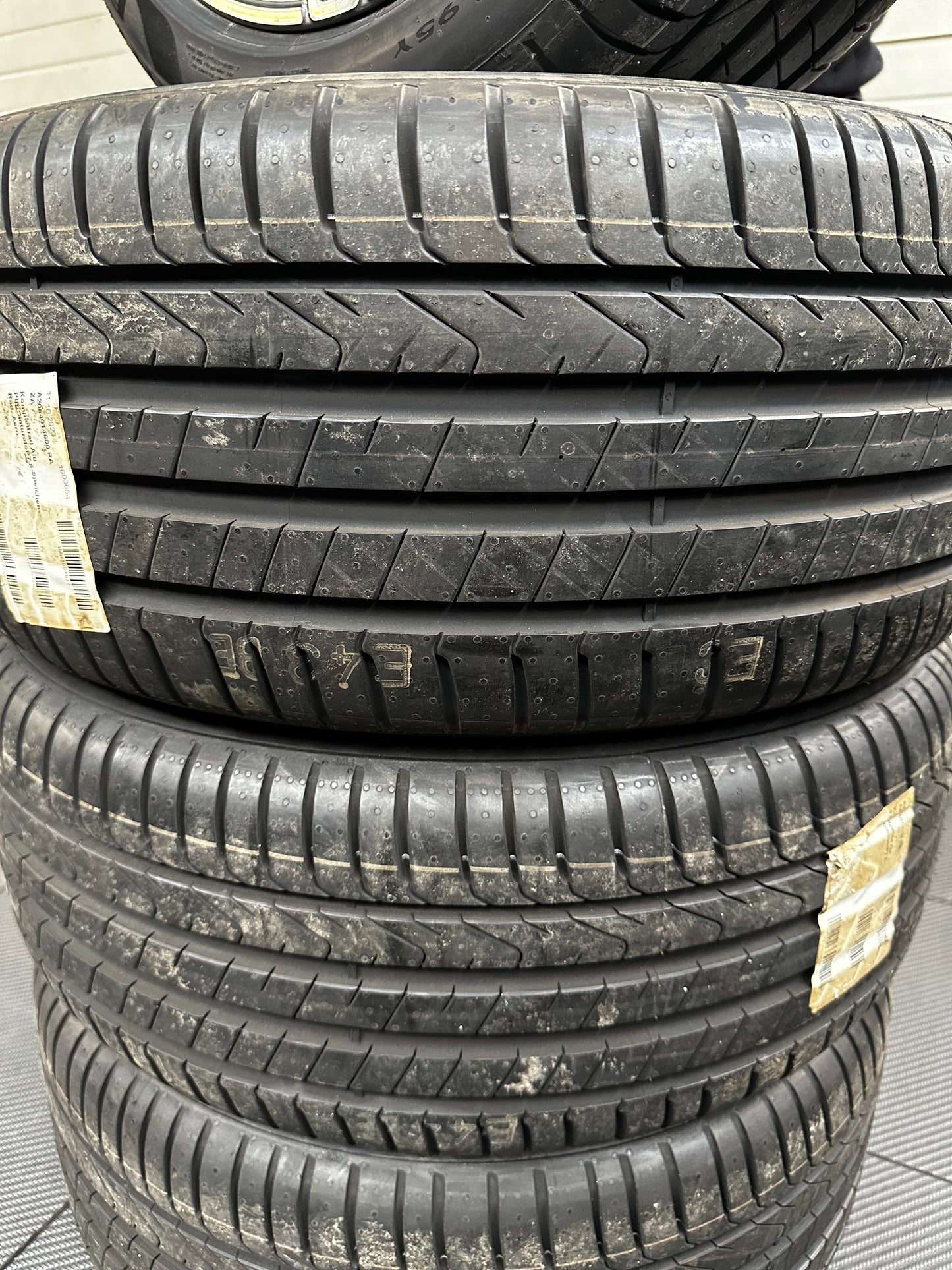 Като Нови Оригинал Mercedes C klasse W206 18 Zoll AMG Мерцедес Ц класа W206 18 цола AMG джанти летен комплект летни гуми