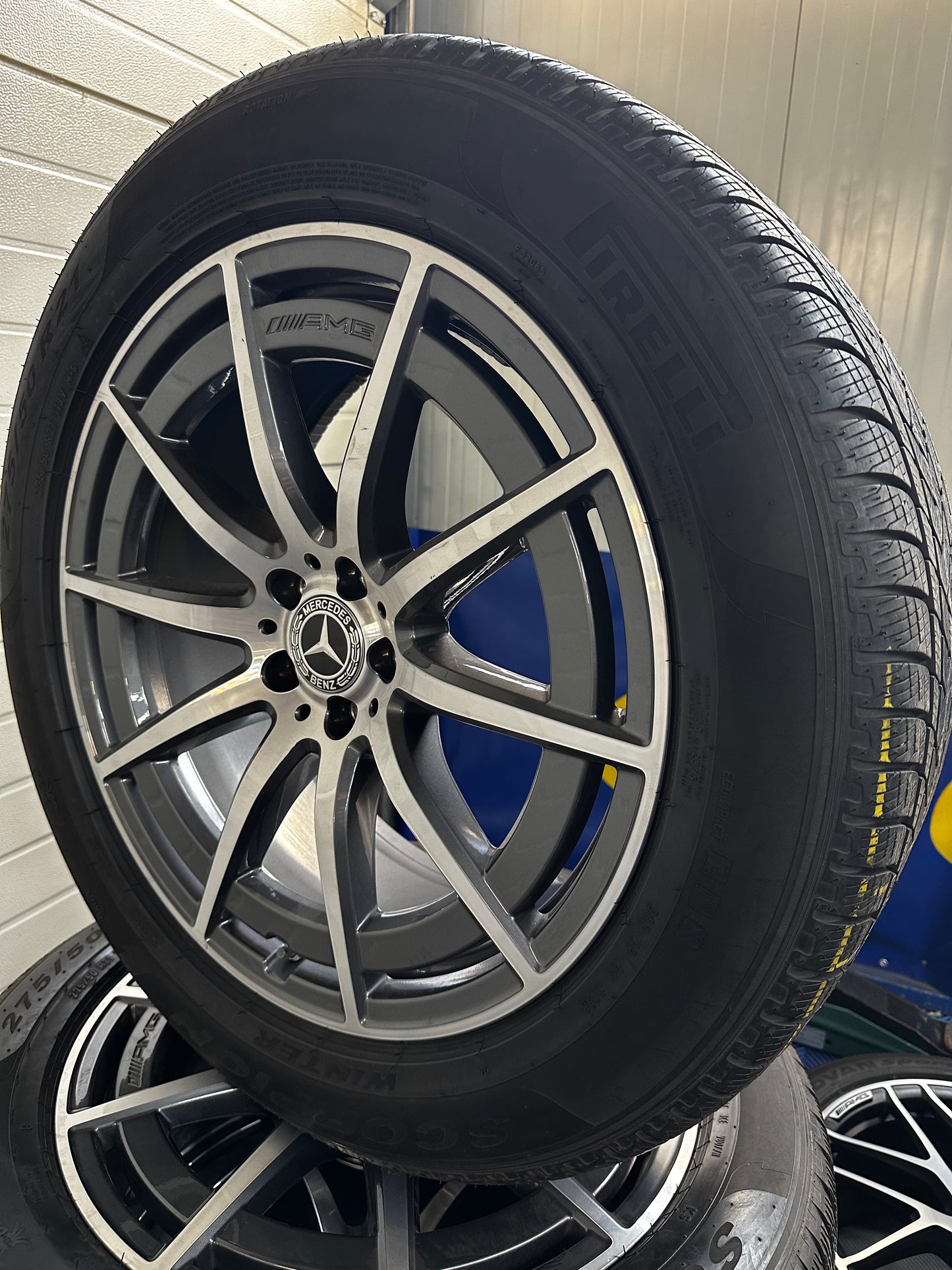 Оригинал Mercedes GLS63 AMG X167 W167 21 Zoll Мерцедес ГЛС63 АМГ X167 W167 21 цола джанти зимен комплект зимни гуми