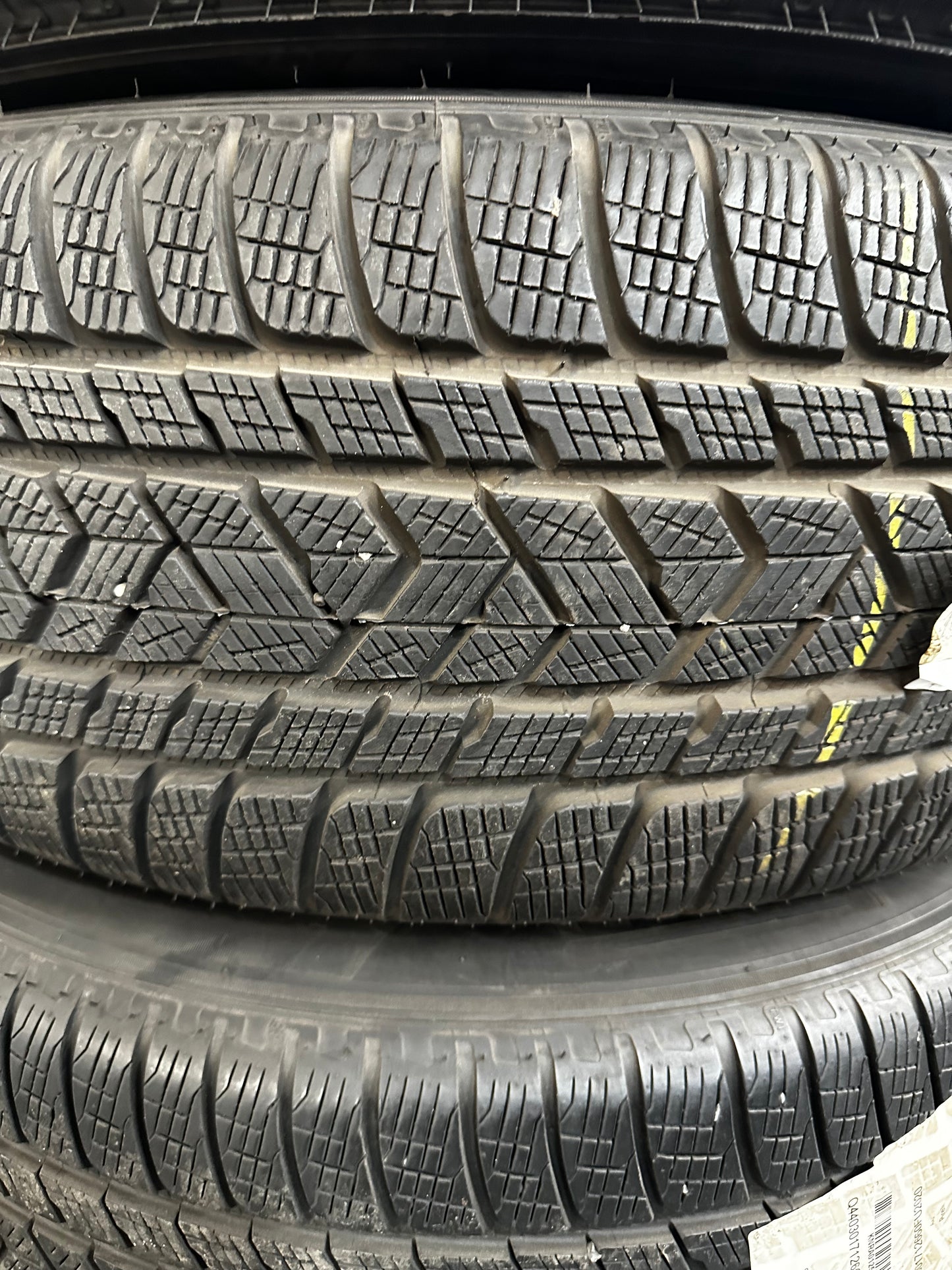 Оригинал Mercedes GLS63 AMG X167 W167 21 Zoll Мерцедес ГЛС63 АМГ X167 W167 21 цола джанти зимен комплект зимни гуми