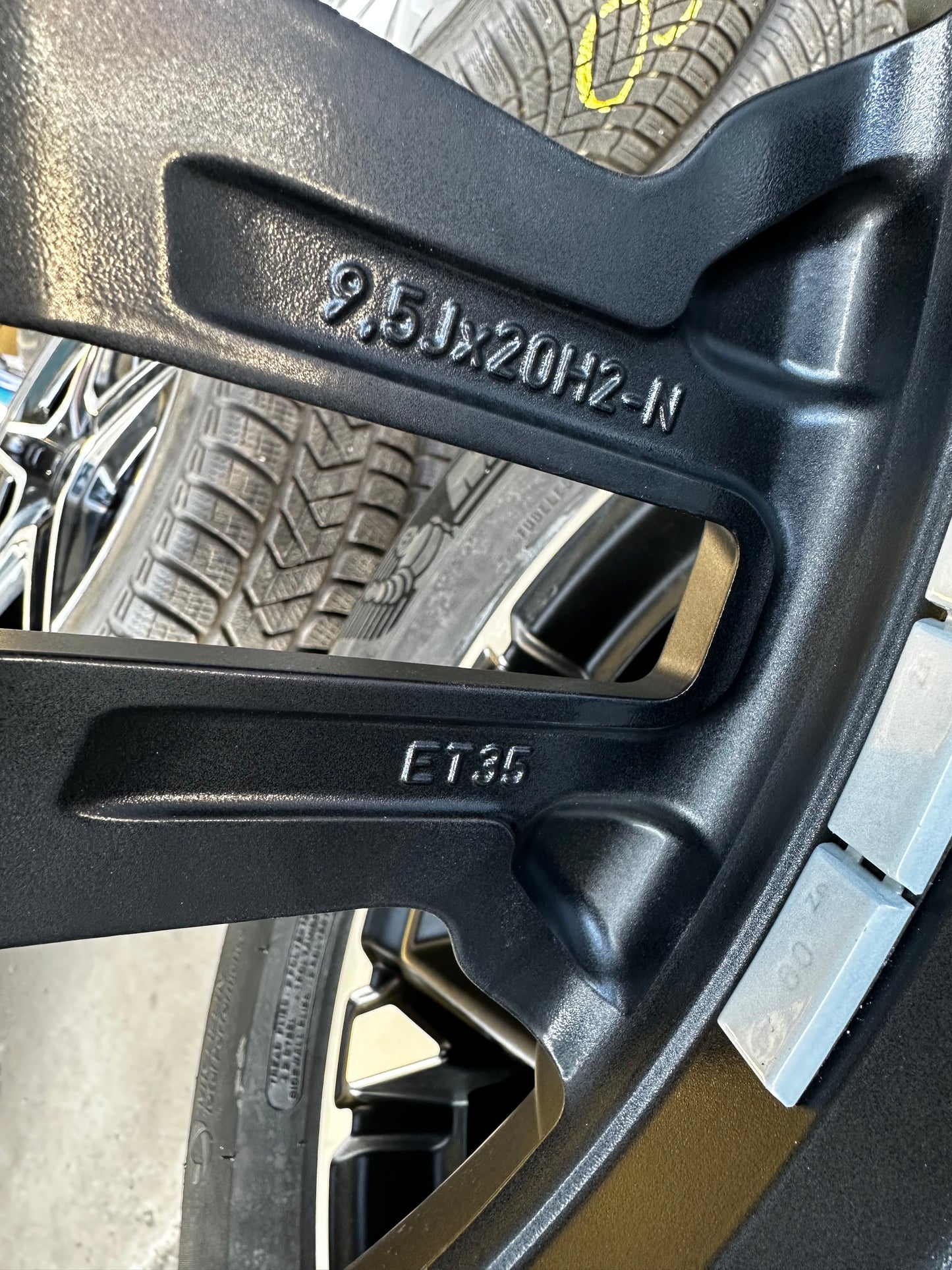 Нови Оригинал Mercedes G Klasse W463 AMG 20 Zoll Мерцедес Г класа W463 20 цола AMG джанти зимен комплект зимни гуми