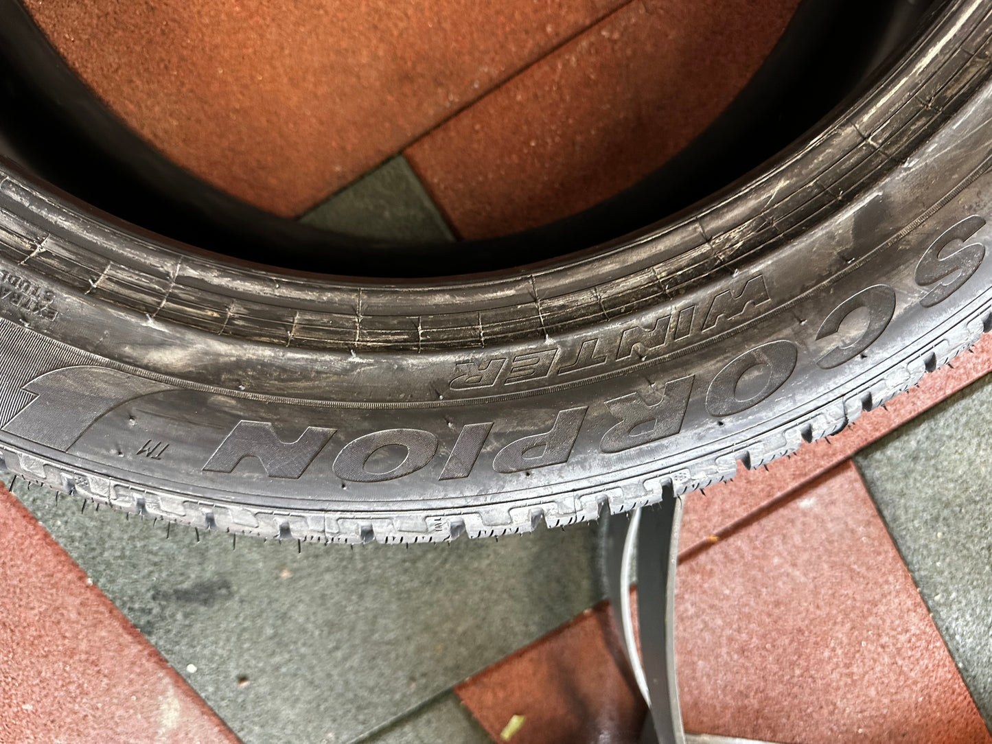 Употребявани Като Нови зимни Гуми Pirelli 275/45 21 Zoll 315/40 21 Zoll Mercedes GLE GLS V167 C167 X167 Мерцедес ГЛЕ ГЛС 275/45 21 Цола 315/40 21 цола
