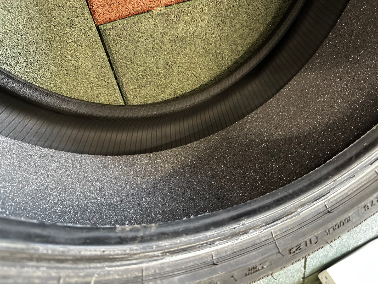 2 x Употребявани Като Нови летни Гуми Bridgestone 285 35 20 Цола Mercedes S Klasse 285 35 20 Zoll Мерцедес С Класа