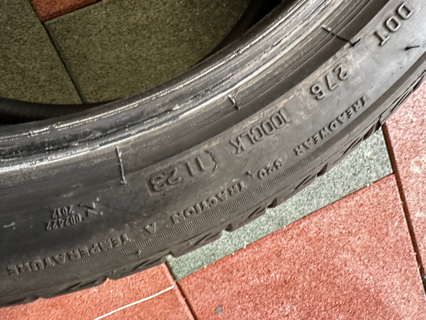 2 x Употребявани Като Нови летни Гуми Bridgestone 285 35 20 Цола Mercedes S Klasse 285 35 20 Zoll Мерцедес С Класа