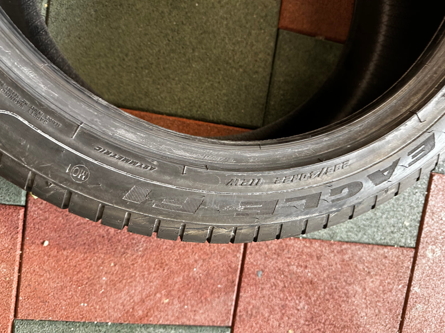 Употребявани Като Нови летни Гуми Goodyear 295 40 22 Цола Mercedes G Klasse 295 40 22 Zoll Мерцедес Г Класа