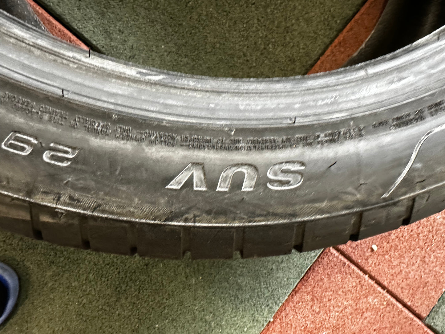 Употребявани Като Нови летни Гуми Goodyear 295 40 22 Цола Mercedes G Klasse 295 40 22 Zoll Мерцедес Г Класа